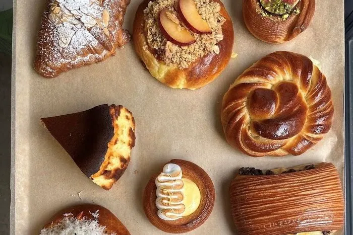 Weiss Kosher Bakery Picture 9