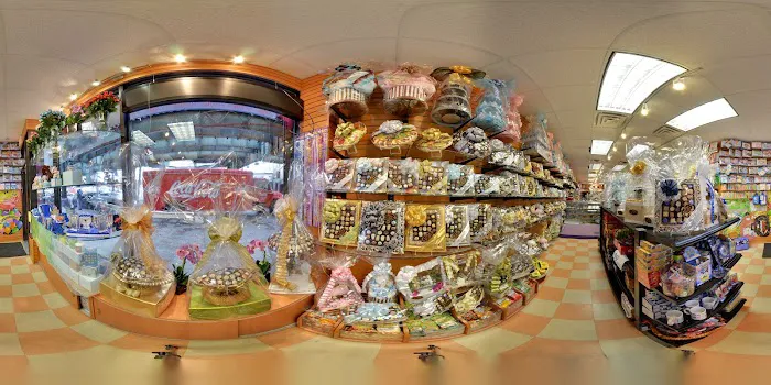 Sweetnes Candy Store Picture 9