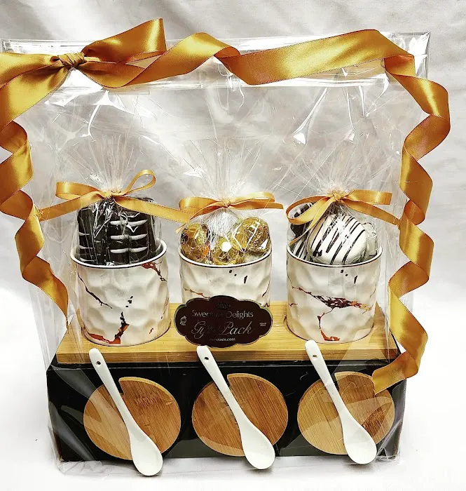 Sweetnes Candy Store Picture 4