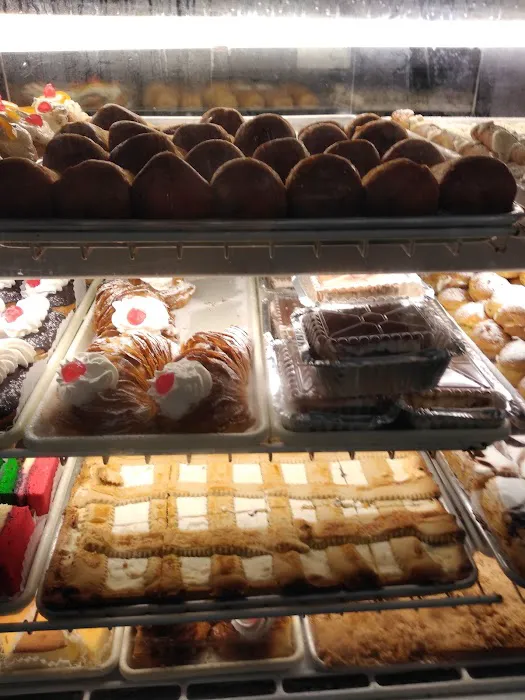 18th Avenue Bakery Picture 4