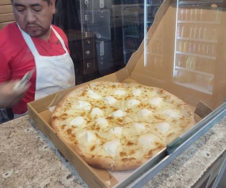 Mario's Pizza & Restaurant