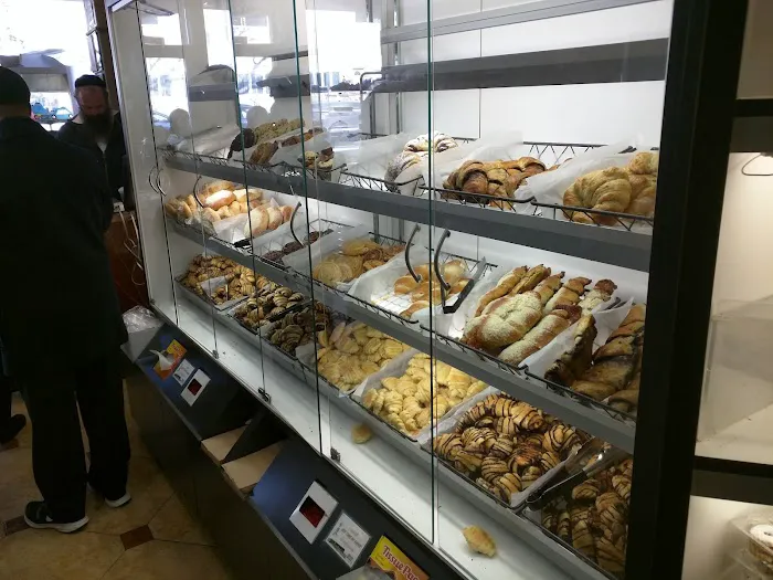 Schreiber's Homestyle Bakery Picture 2