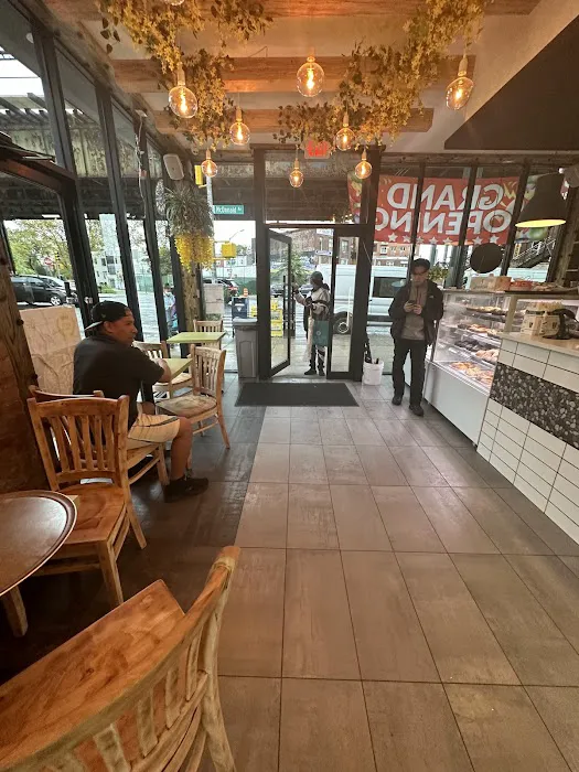 Crown Bagels and pizza Picture 10