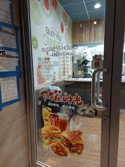 Ace Burger & Crispy Chicken Picture 9