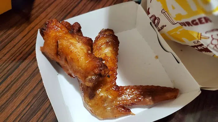 Ace Burger & Crispy Chicken Picture 3