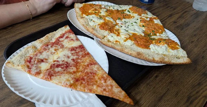 Maria's Pizza Picture 5