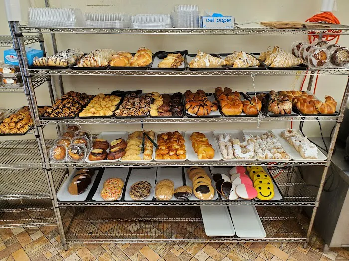 Yossi's Sweet House Picture 4