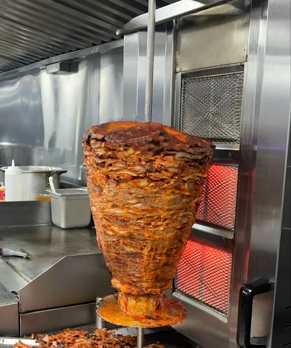 Tacos El Coyote Picture 8