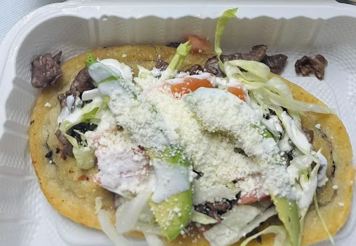Tacos El Coyote Picture 9