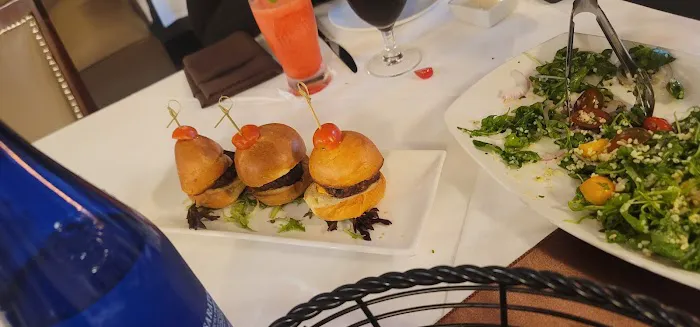 YAKAR Kosher Steakhouse Picture 5