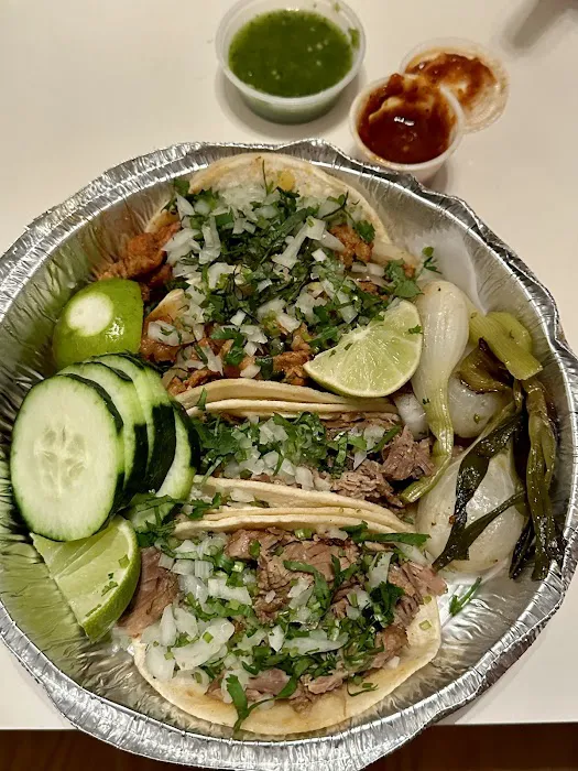 Tacos el poblanito MX Picture 3