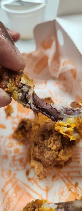 Popeyes Louisiana Kitchen Picture 2
