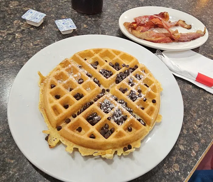Sunset Park Diner & Donuts Picture 10