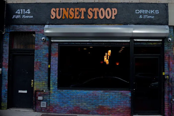 Sunset Stoop Picture 7