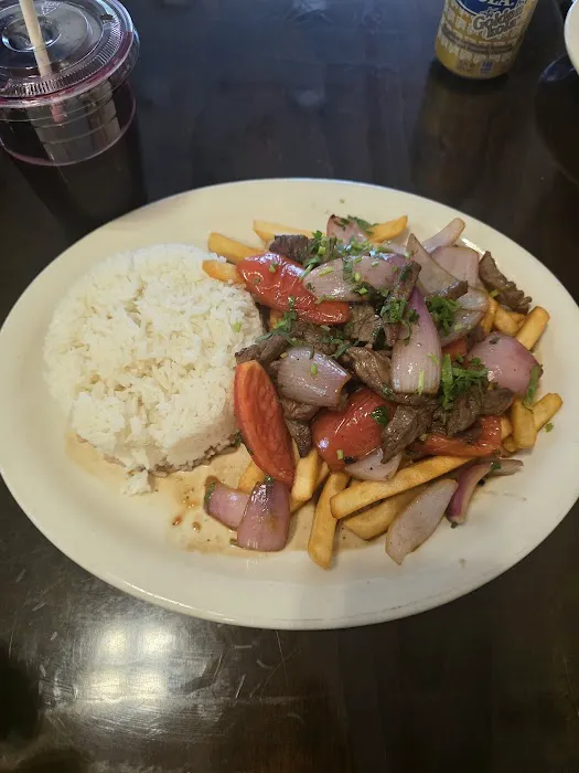 El Pollo Peruano Picture 6