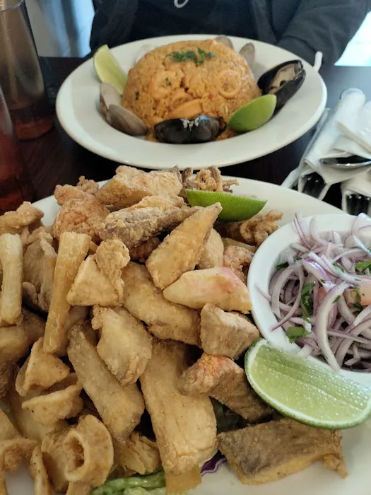 El Pollo Peruano Picture 2