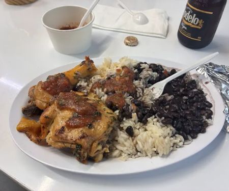 El Buen Chapin Deli