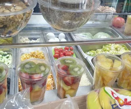 Life Gourmet Deli & Grocery/Dave