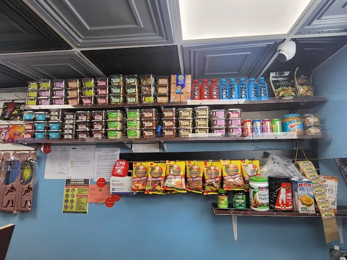 Healthy day juice Bar and smoke shop Picture 4