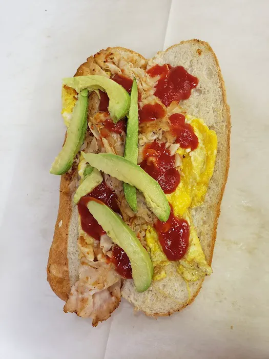 Gardens Deli Picture 1