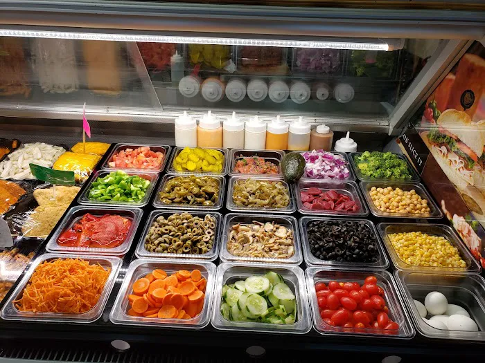 Gardens Deli Picture 4