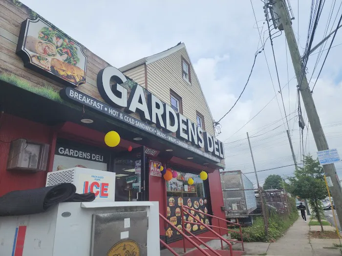 Gardens Deli Picture 8
