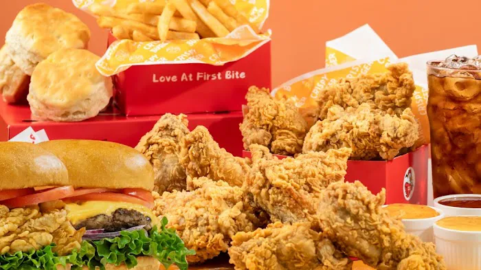 Hi Fry - Modern Chinese Kitchen - Cambria Height Picture 9