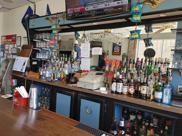 Pour House Picture 10