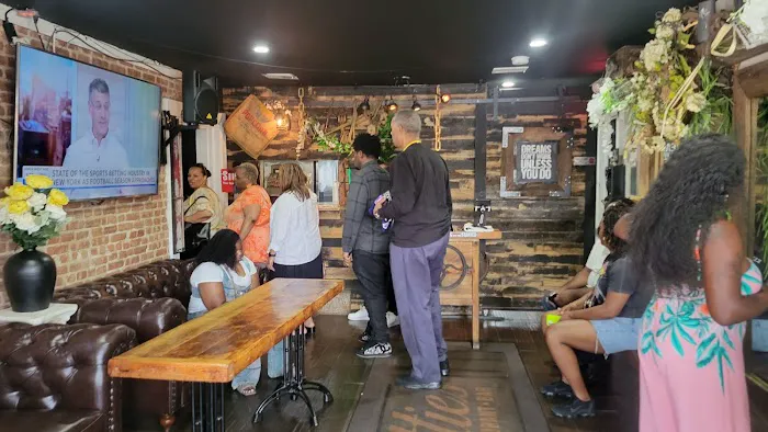 Nettie's Restaurant Picture 3