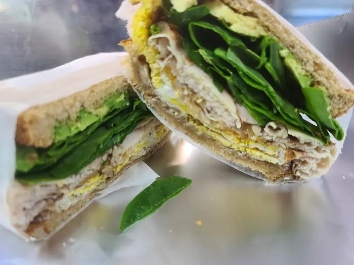 Supreme Gourmet Grocery Picture 8