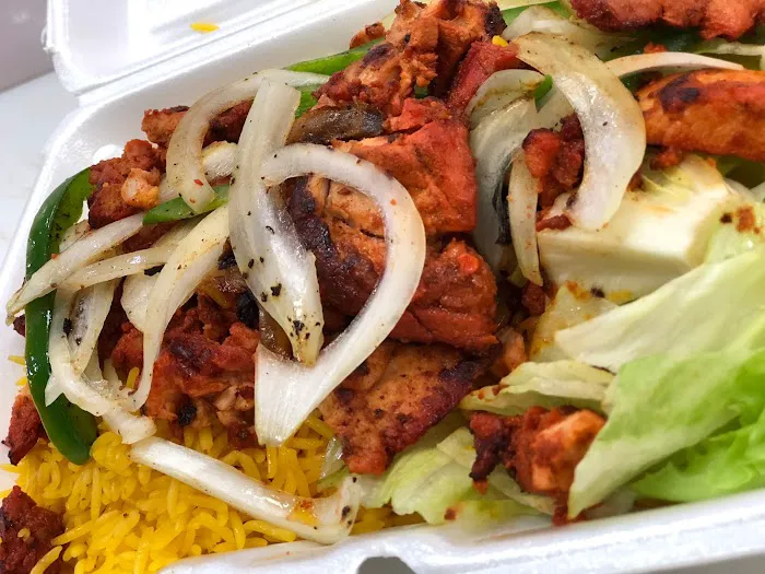 Supreme Gourmet Grocery Picture 7