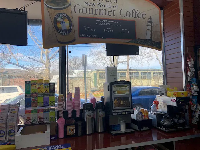 Belmont Deli & grill Picture 3