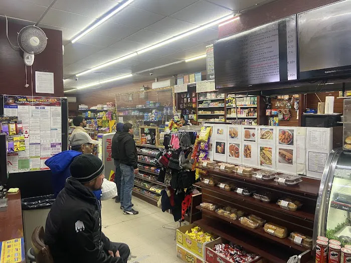 Belmont Deli & grill Picture 6