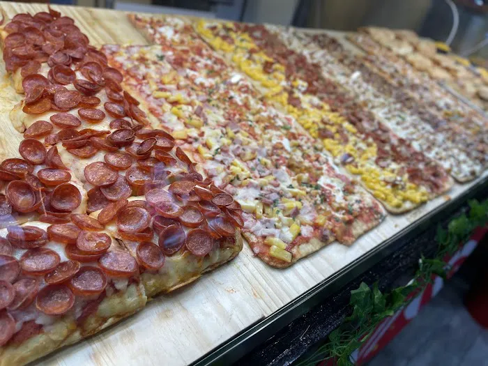 Champion Pizza - Elmont Picture 5