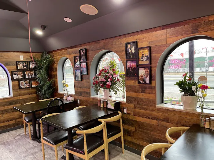 Champion Pizza - Elmont Picture 8