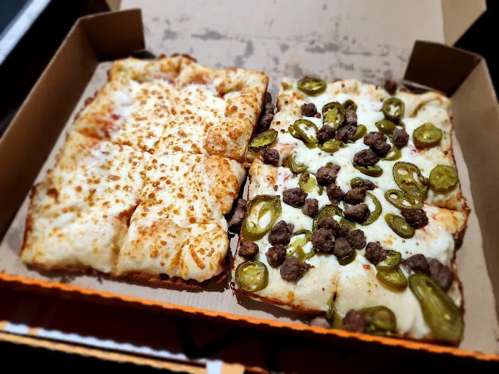 Little Caesars Pizza Picture 2