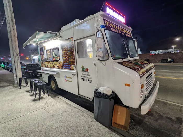 Taqueria Mexicas Picture 6