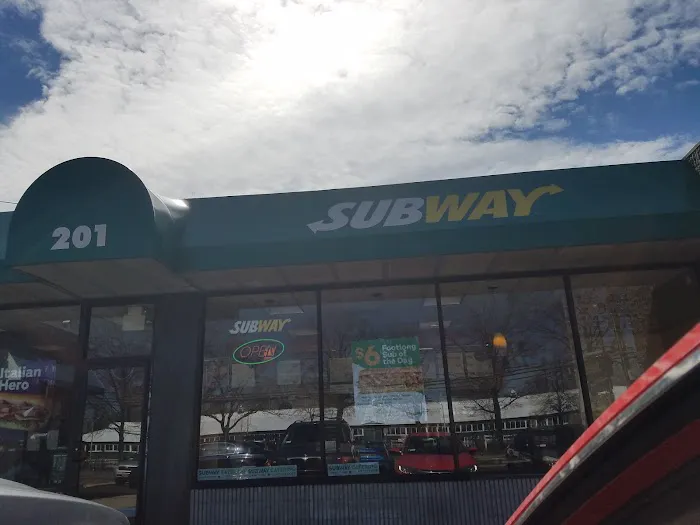 Subway Picture 9