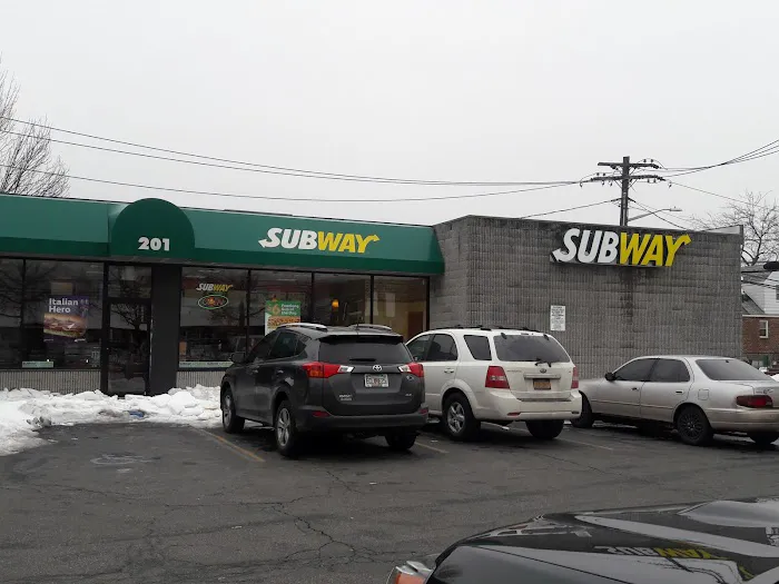 Subway Picture 6