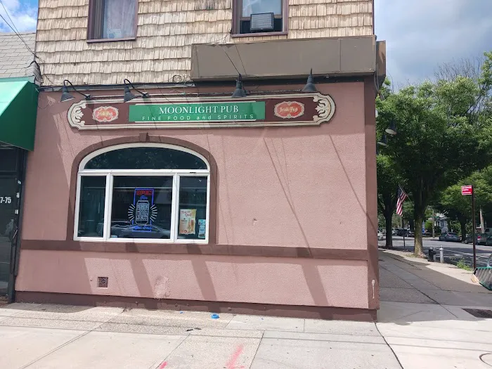Moonlight Pub Picture 2