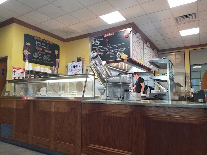 Fat Ernie's Cheesesteaks Picture 1