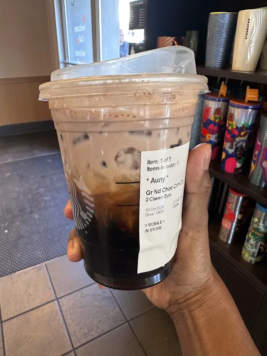 Starbucks Picture 4
