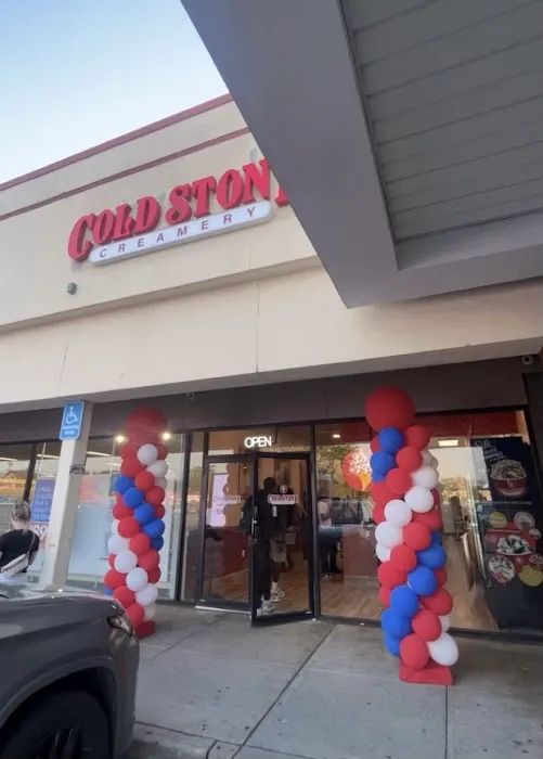 Cold Stone Creamery Picture 3