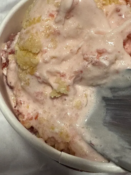 Cold Stone Creamery Picture 4