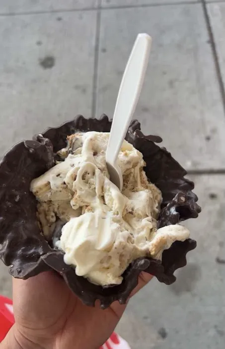 Cold Stone Creamery Picture 6