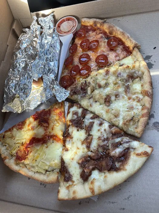 D'Anna's Pizzeria & Restaurant Picture 8