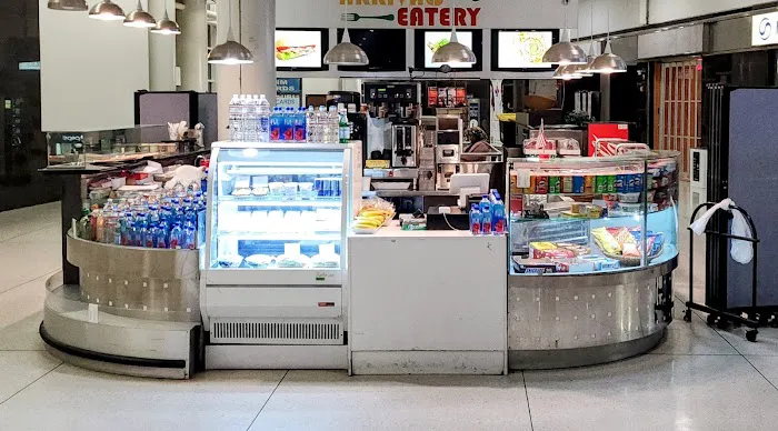 Arrivals Eatery Picture 2