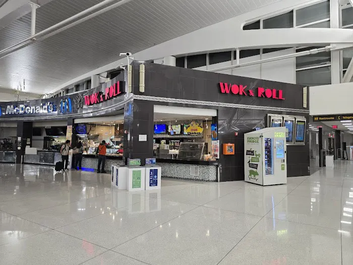 Wok & Roll Picture 9
