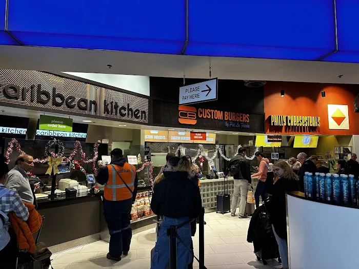 CIBO Express Gourmet Market Picture 6