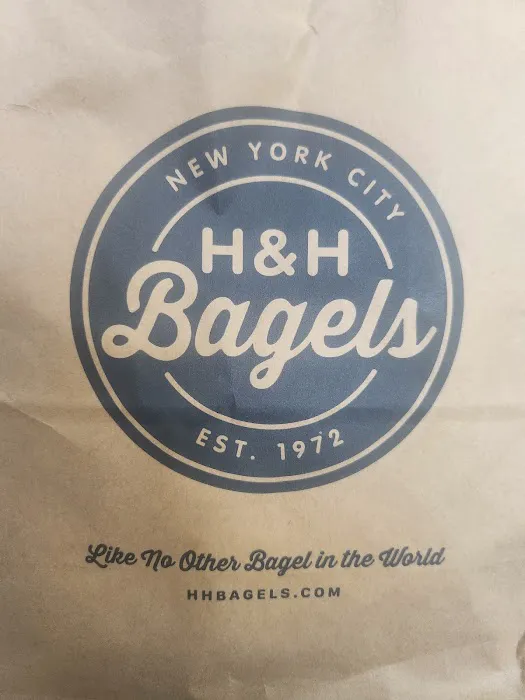 H&H Bagels Picture 9